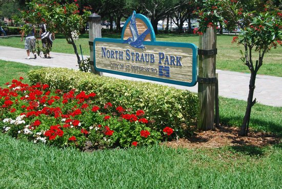 An image of the North Straub Park signage